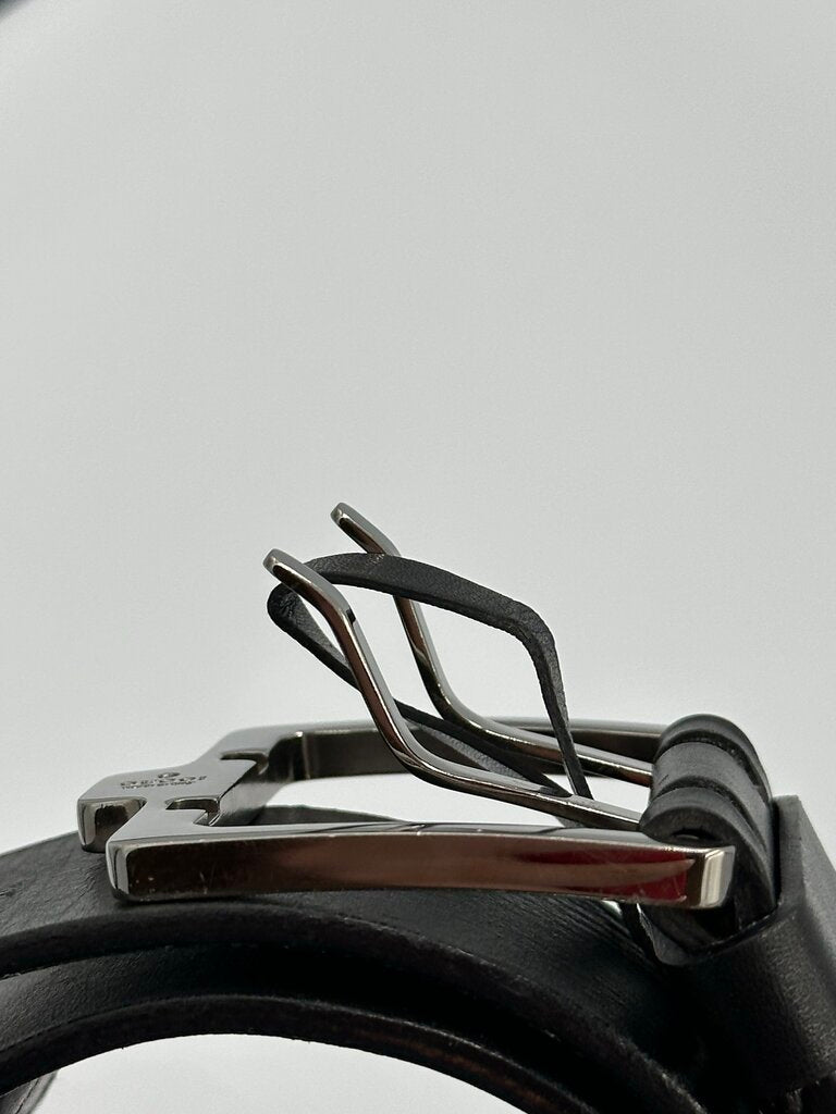 Gucci Black Leather Belt 75/30