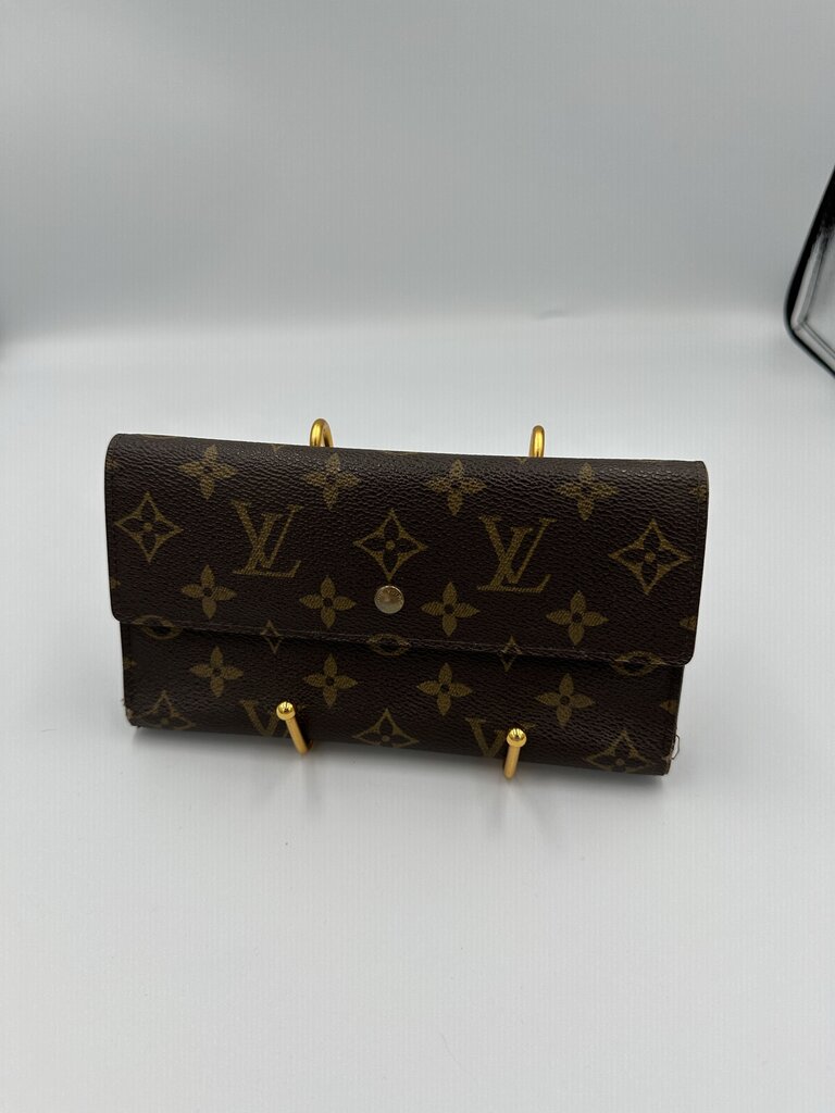 Louis Vuitton Monogram Canvas Porte Tresor International Wallet