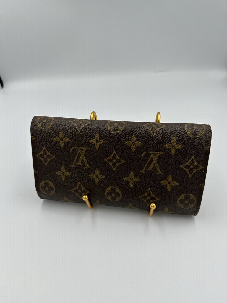 Louis Vuitton Monogram Canvas Porte Tresor International Wallet