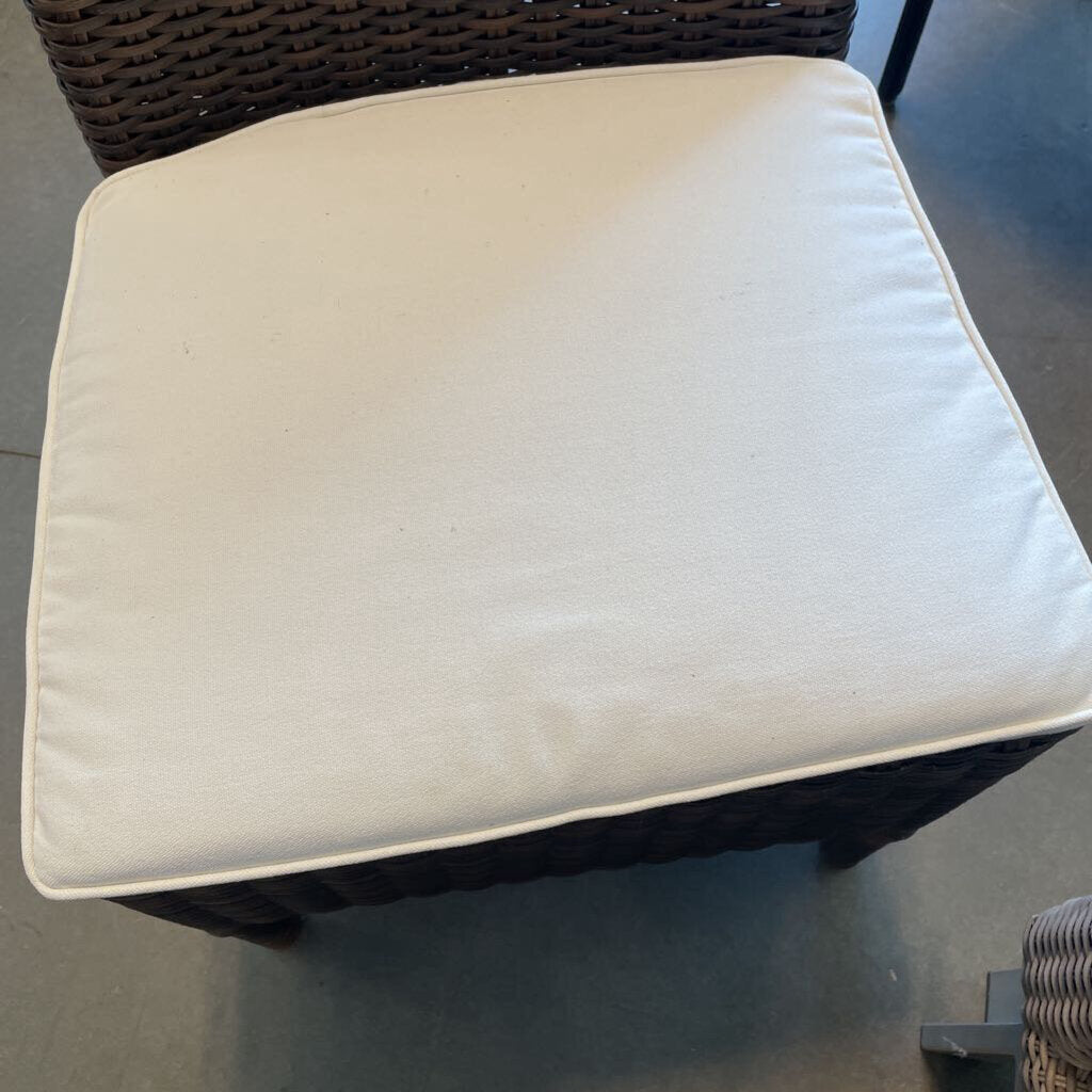 Pottery Barn Torrey Dining Chairs - Set of 6 - 20X22X39.5H