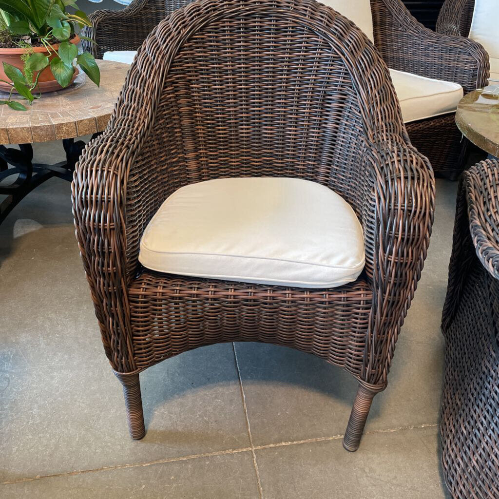 Pottery Barn Torrey Roll Arm Chair - Set of 4 - 27X24X34H