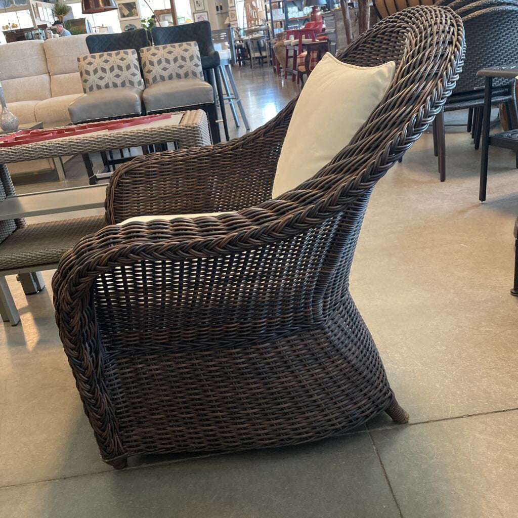 Pottery Barn Torrey Wicker Lounge Chairs - Pair - 34X32X36H