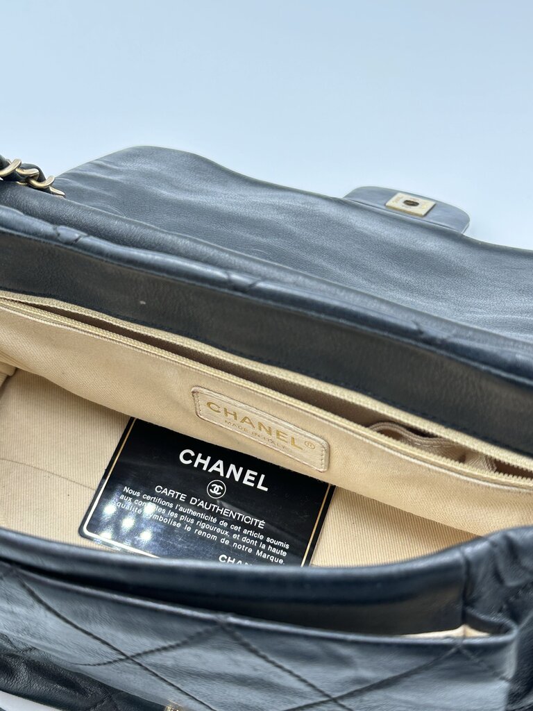 Chanel Quilted Lambskin Gold Chain Shoulder Bag