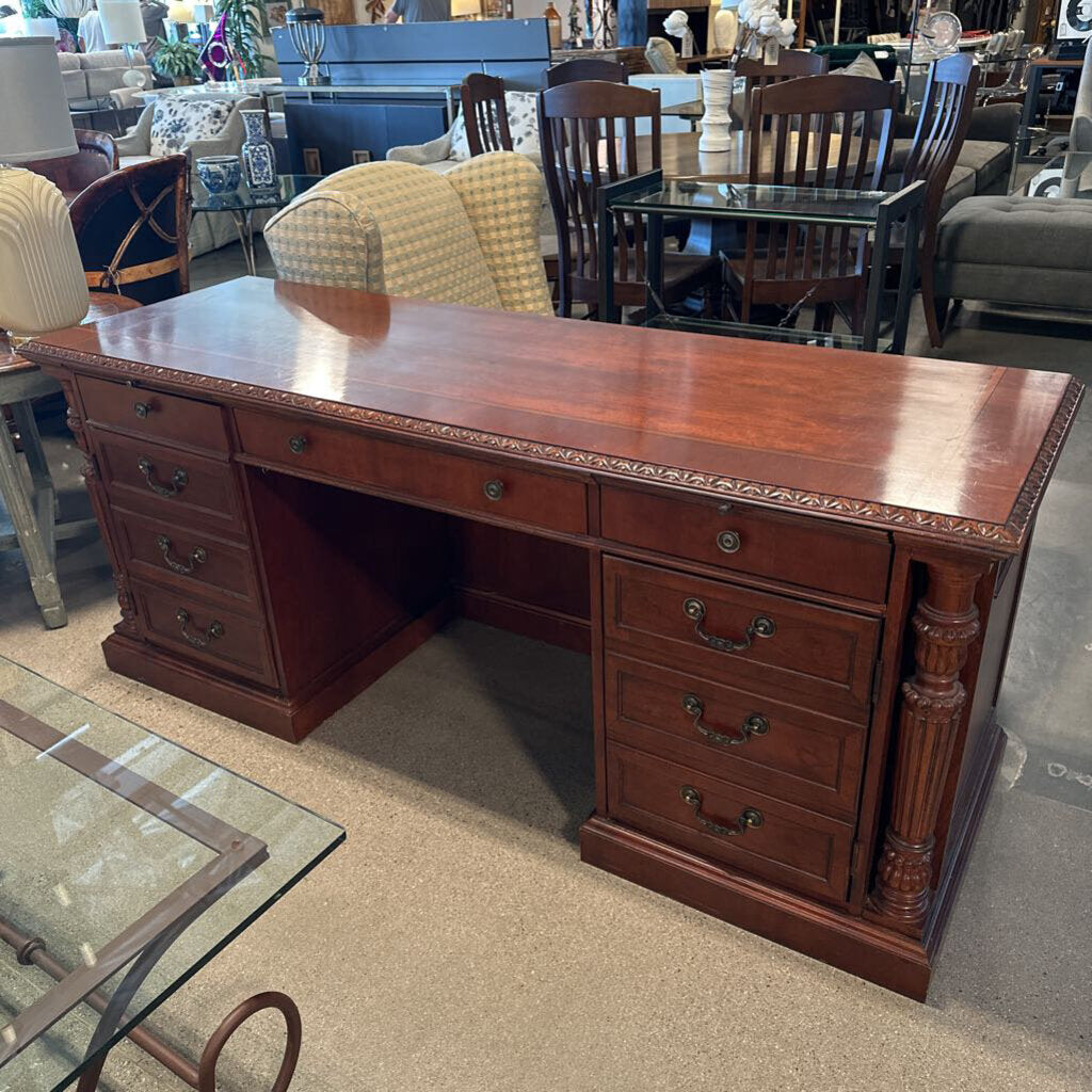 Hekman Executive Desk - 72X24X31H