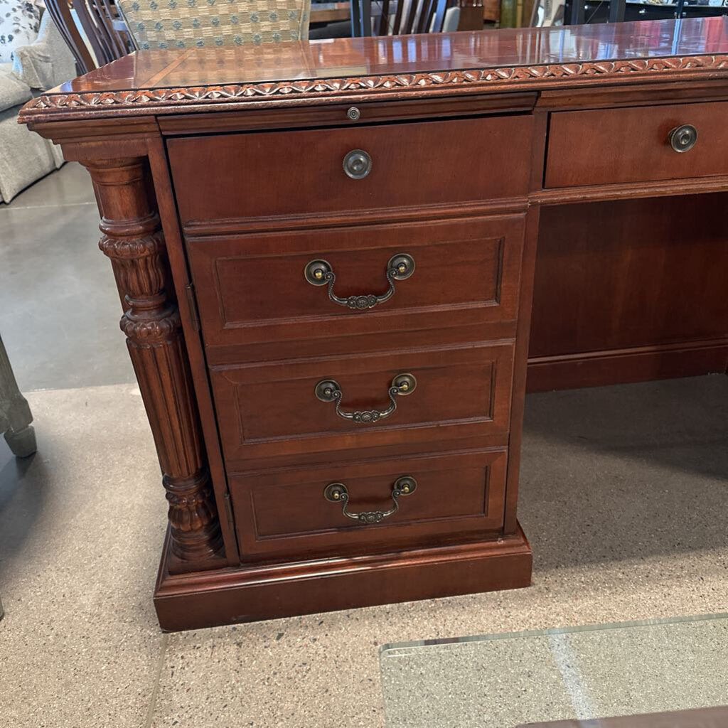 Hekman Executive Desk - 72X24X31H