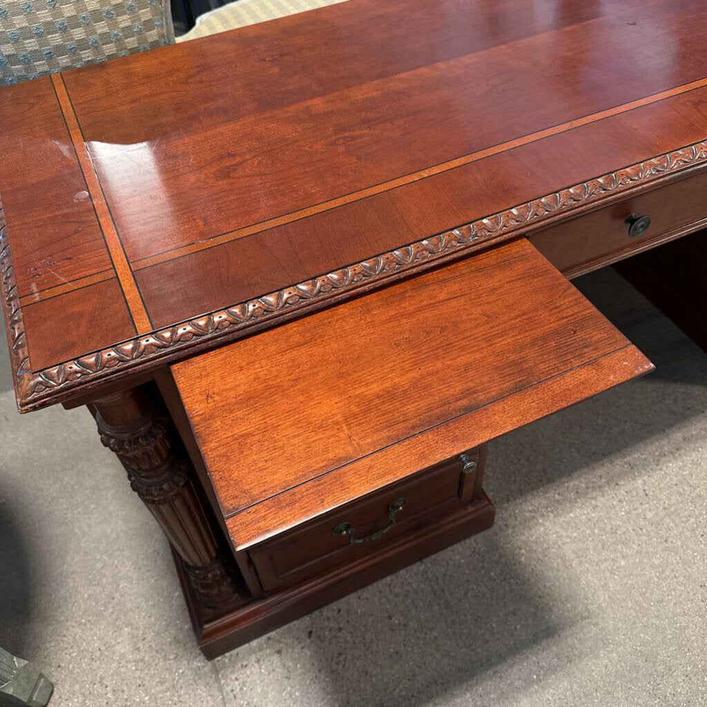 Hekman Executive Desk - 72X24X31H