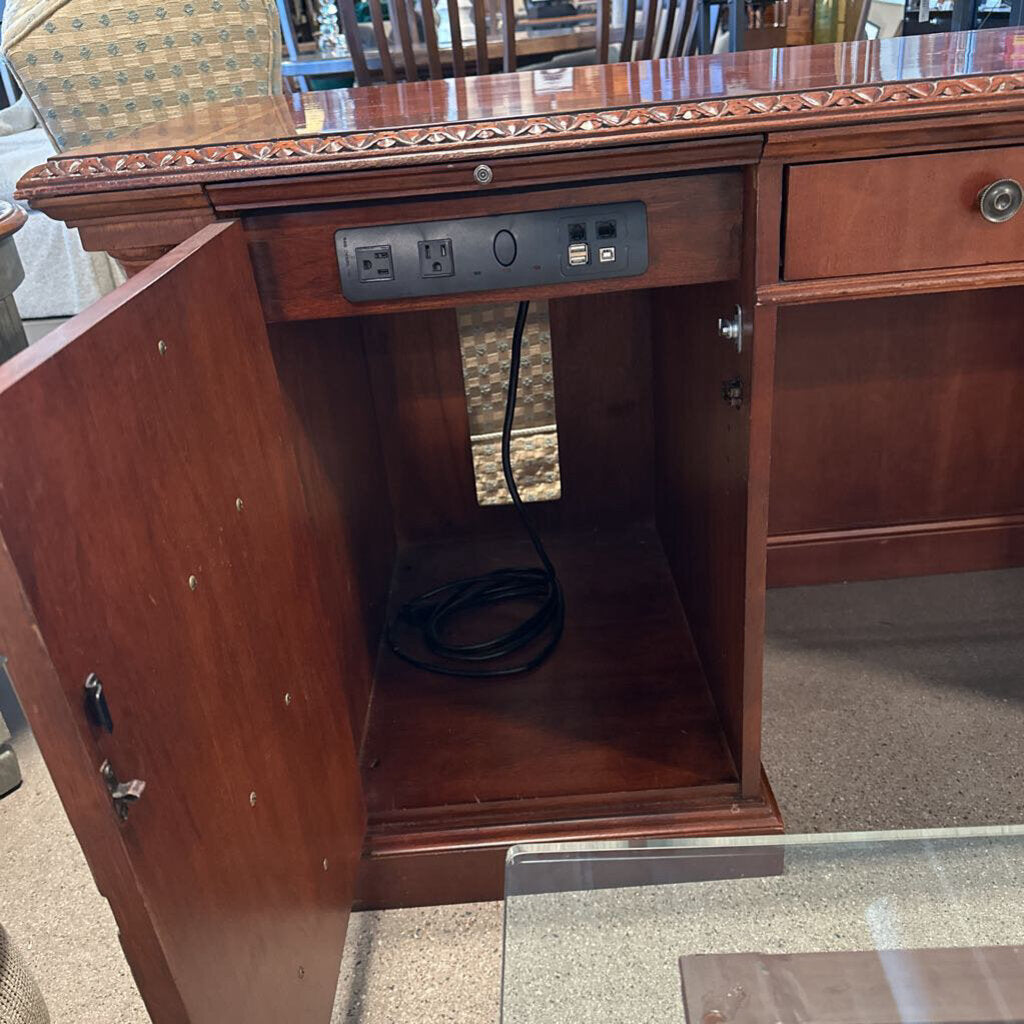 Hekman Executive Desk - 72X24X31H
