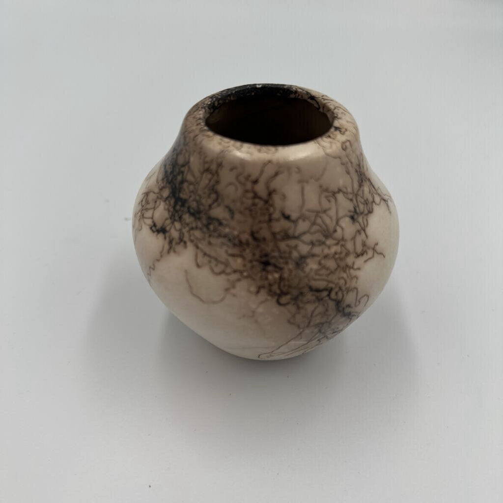 Navajo Horsehair Pottery Vase- 3.5X3H