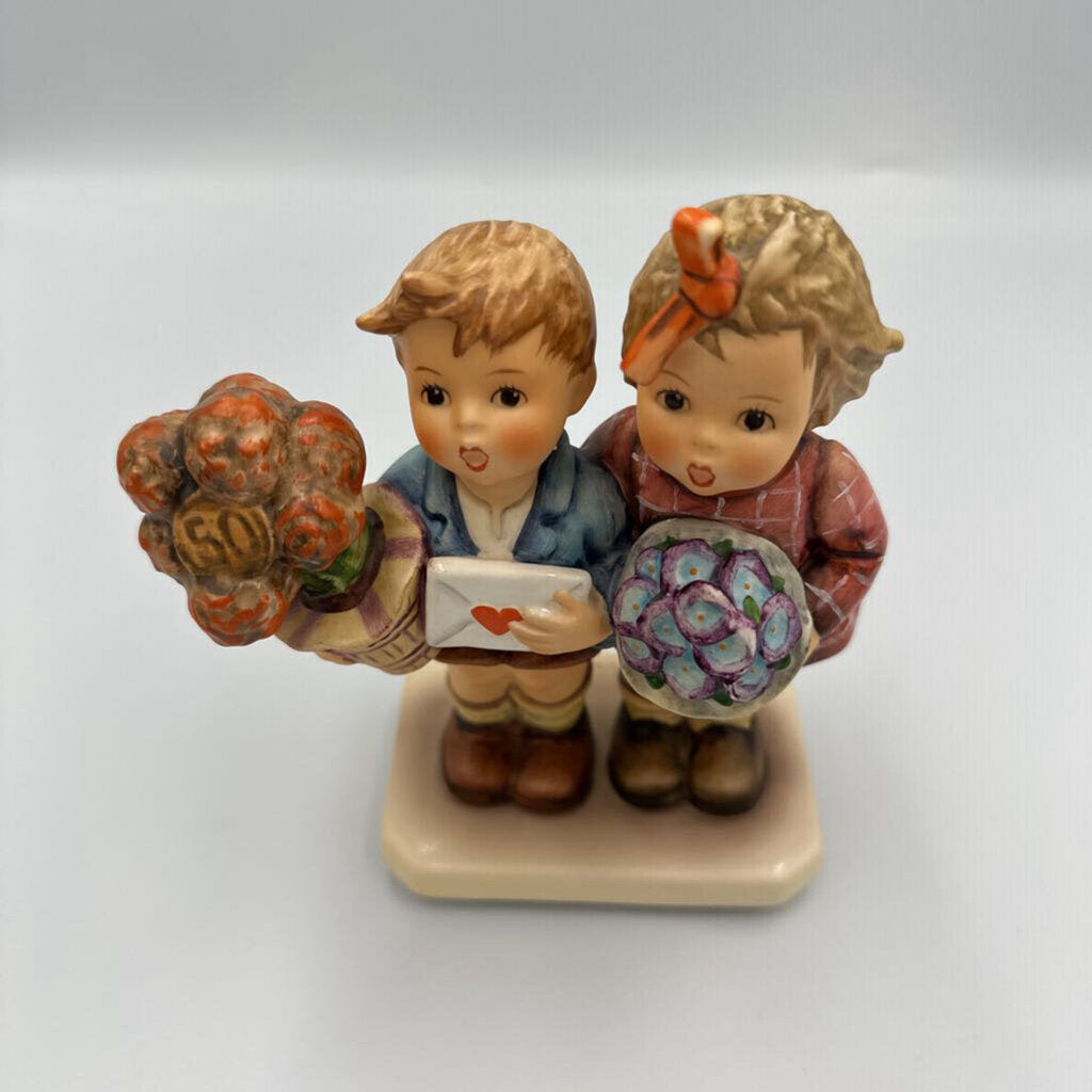Goebel Hummel The Love Lives On Figurine- 5X3X6H