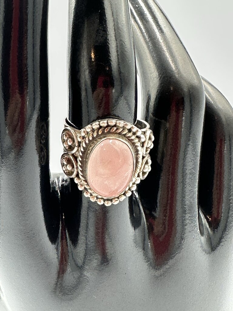 Vintage 925 Silver Rose Quartz Ring Size 8