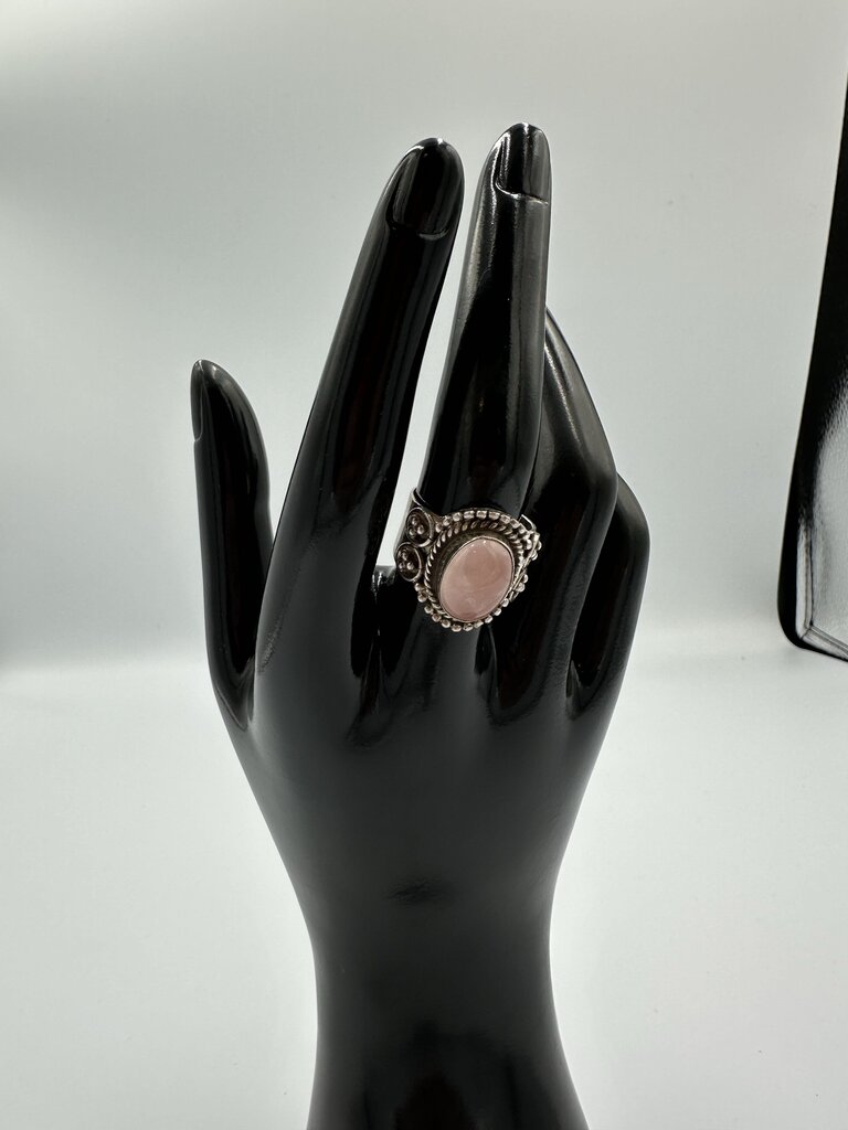 Vintage 925 Silver Rose Quartz Ring Size 8