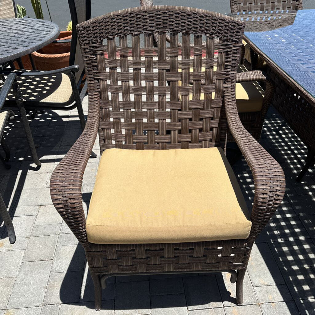 Lloyd Flander Wicker 7 Piece Rectangular Dining Set - 84X42X29
