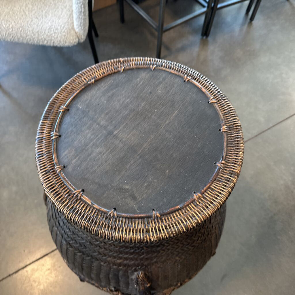Vintage Balinese Woven Basket Talbe W/ Lizards- 26X21X32H