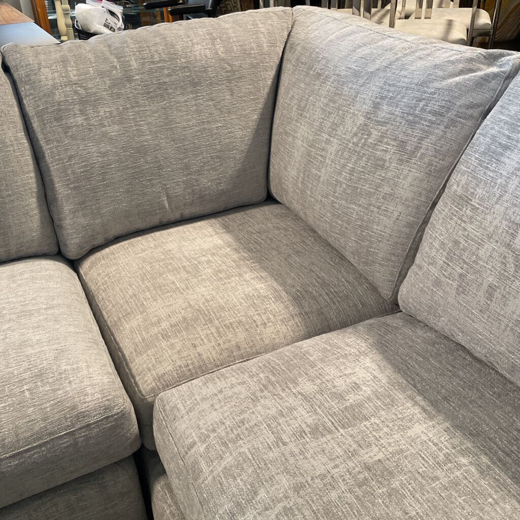 Custom HF Daxton Sectional - 95X95X36H