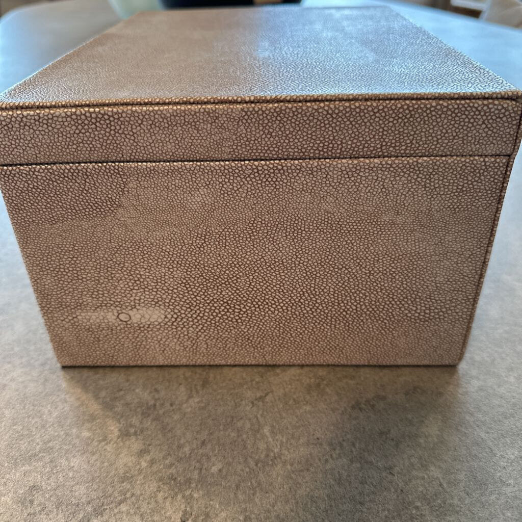 Silver Box W/ Dragonfly Clasp- 10X8X5