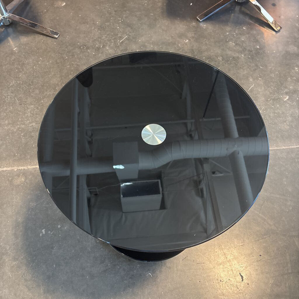Copenhagen Round Black Glass & Chrome Table - 17.5X18H