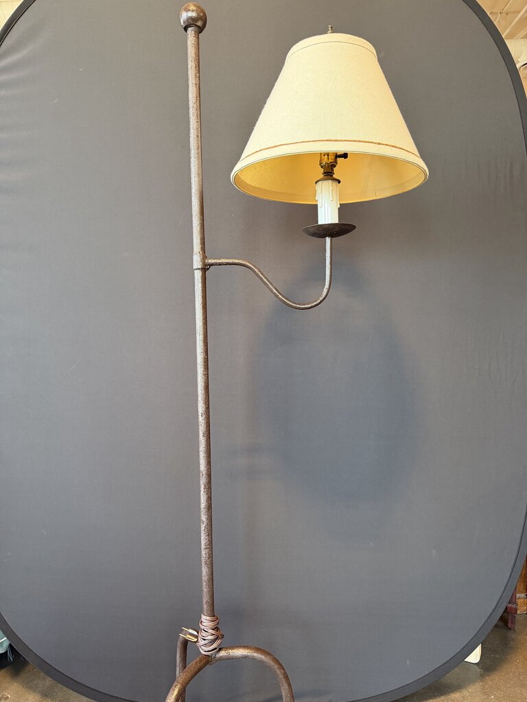 Wrought Iron Curved Arm Floor Lamp- 17.5X61H
