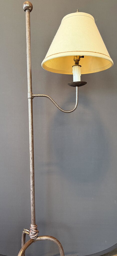 Wrought Iron Curved Arm Floor Lamp- 17.5X61H