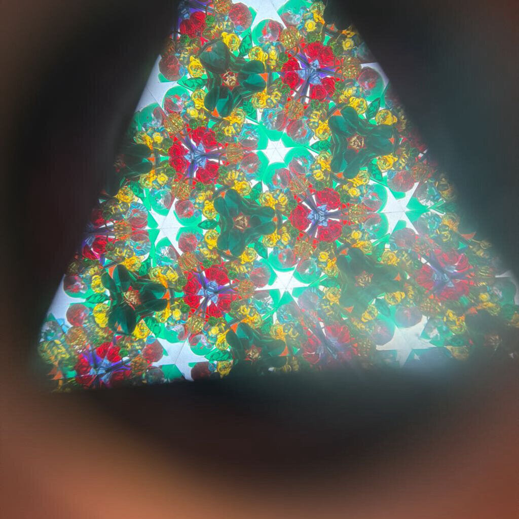 Handcrafted Kaleidoscope on Stand - 4X11H