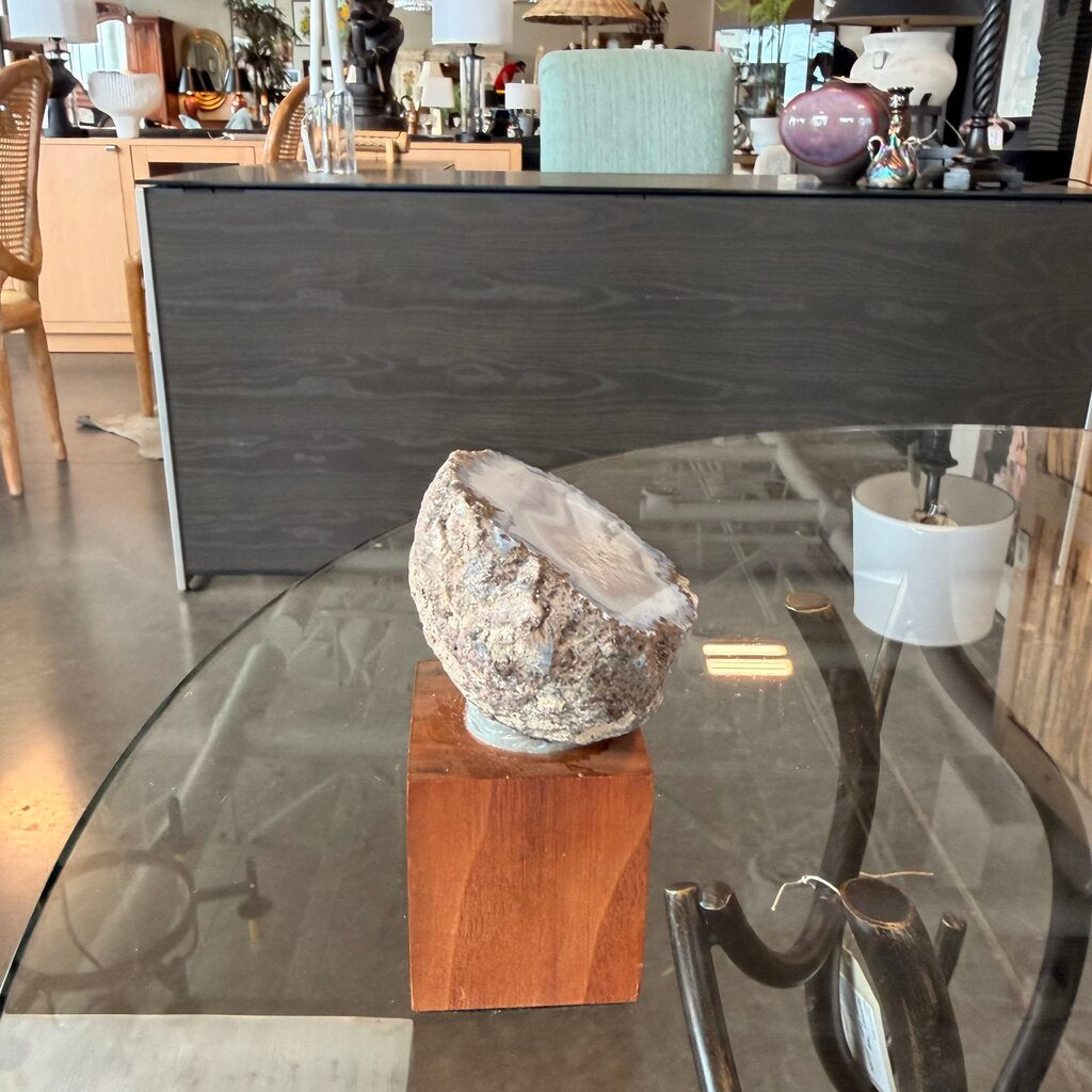 Blue Agate on Stand - 2.5X3.5H