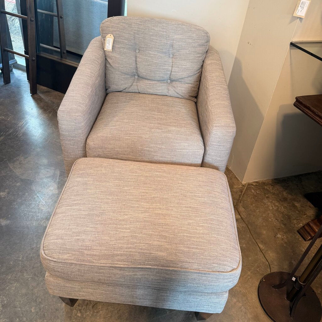 La-Z-Boy Grey Upholstered Arm Chair W/ Ottoman - 30X36X34H