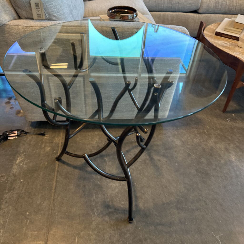 Hammary Twig Accent Table - 28X26H