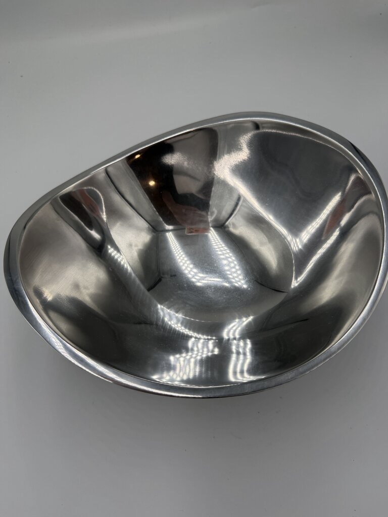 Nambe #569 Butterfly Bowl- 8.5X7.5X4.5H