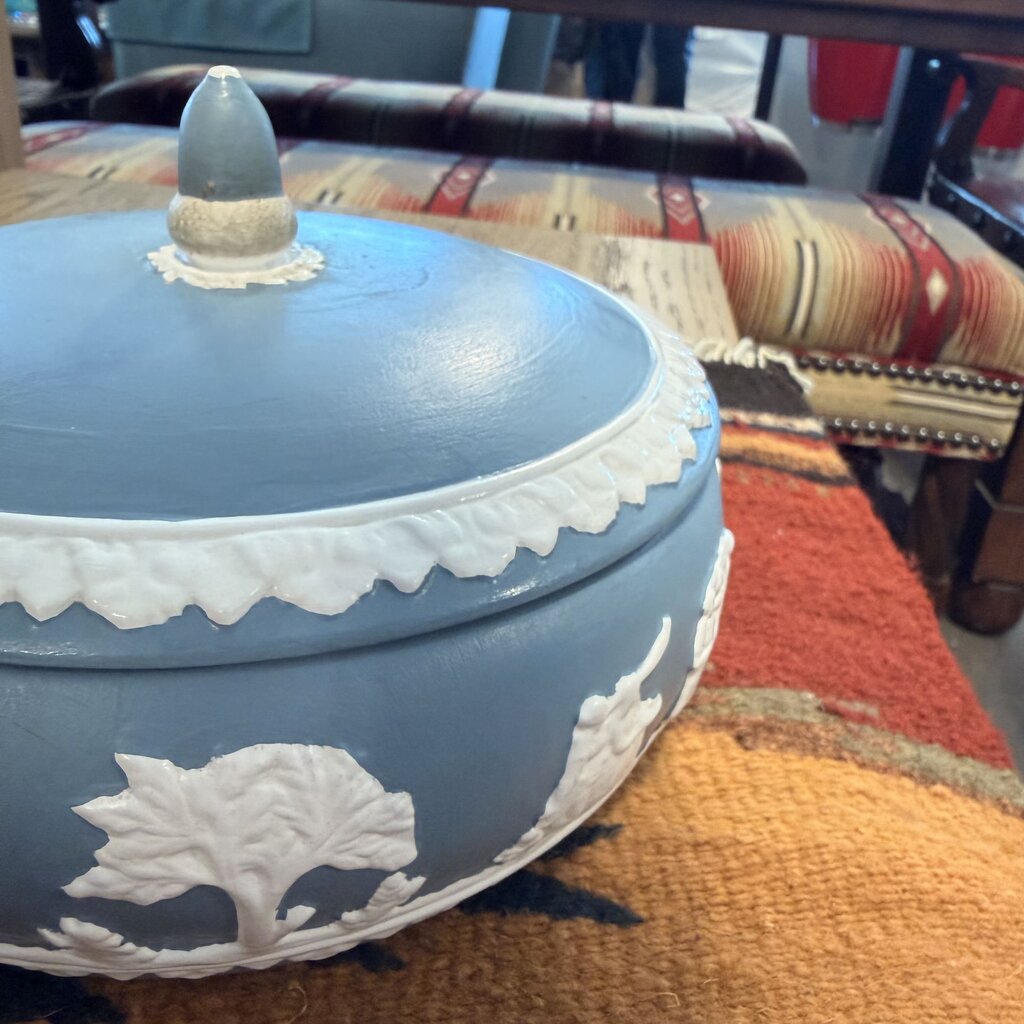 Vintage Arnel's Pottery Robins Egg Blue Lidded Dish-8X5H