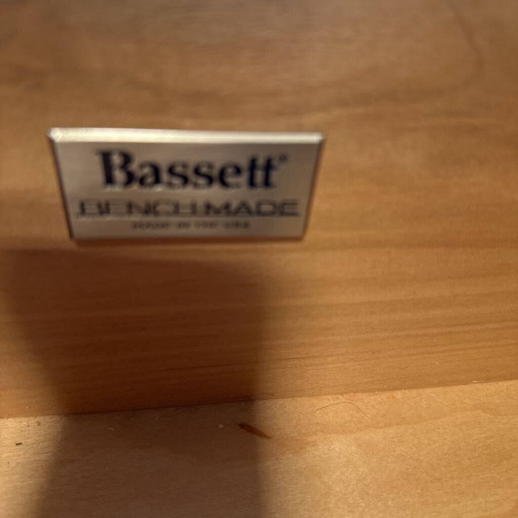 Vaughan-Bassett Benchmade Crafted Oak 5 Drw Chest - 40X20X52.5H