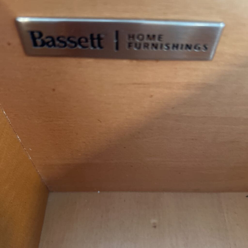 Bassett Tidewater 5 Drawer Dresser- 68X20X29H