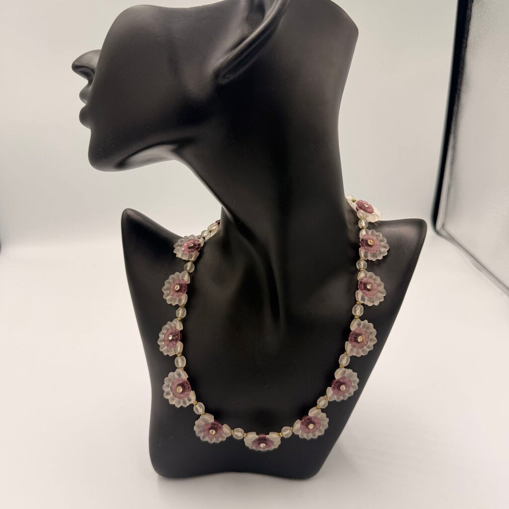 Vintage 1950s Frosted Lucite Flower Choker Necklace