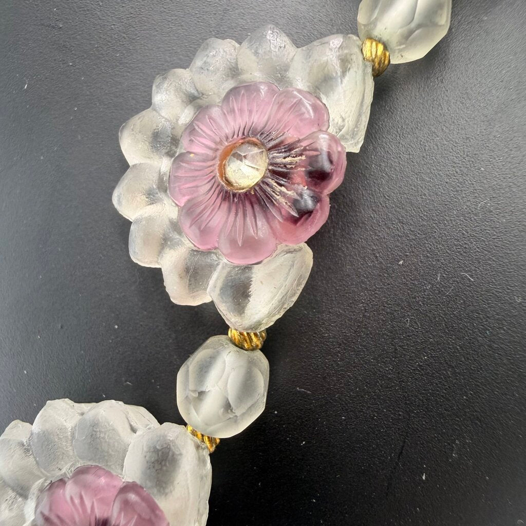 Vintage 1950s Frosted Lucite Flower Choker Necklace