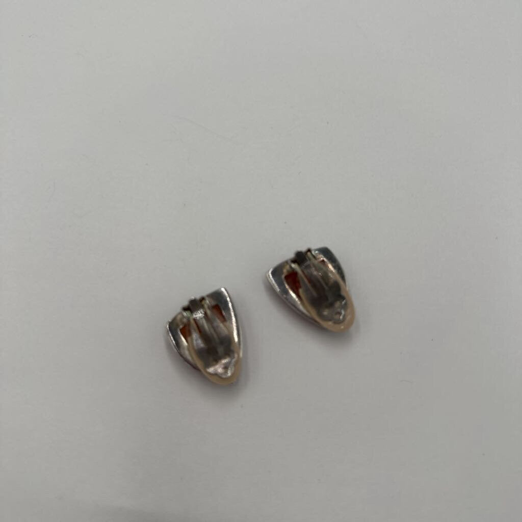 Natural Baltic Amber Trilliant Cabochon Triangle Geometric Ear Clips