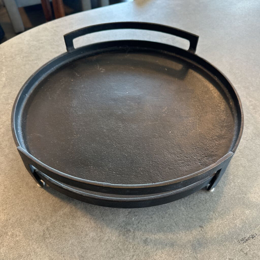 Black Round Iron Tray W/ Handles- 16.5X4.5H