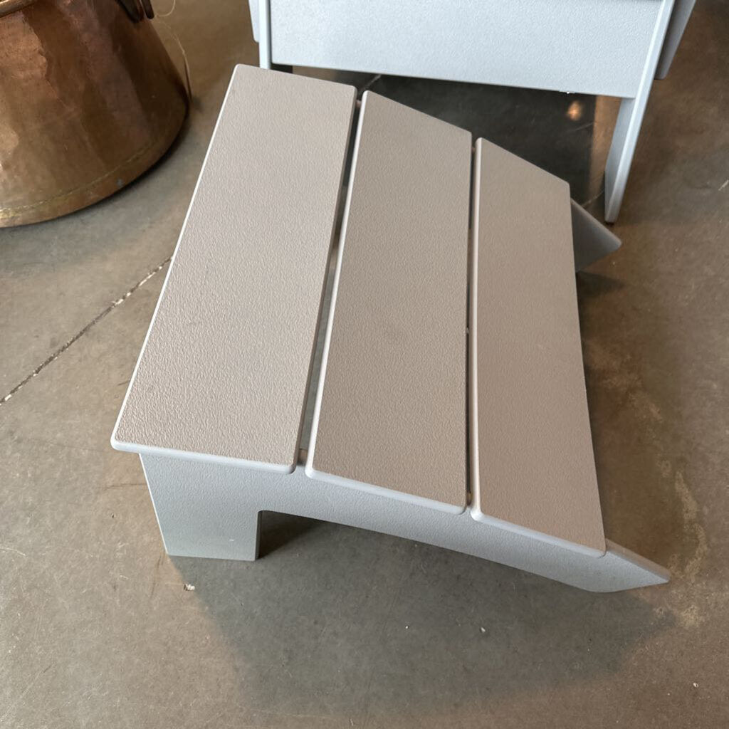 Room & Board Emmet Grey Ottoman - 18X19X12H