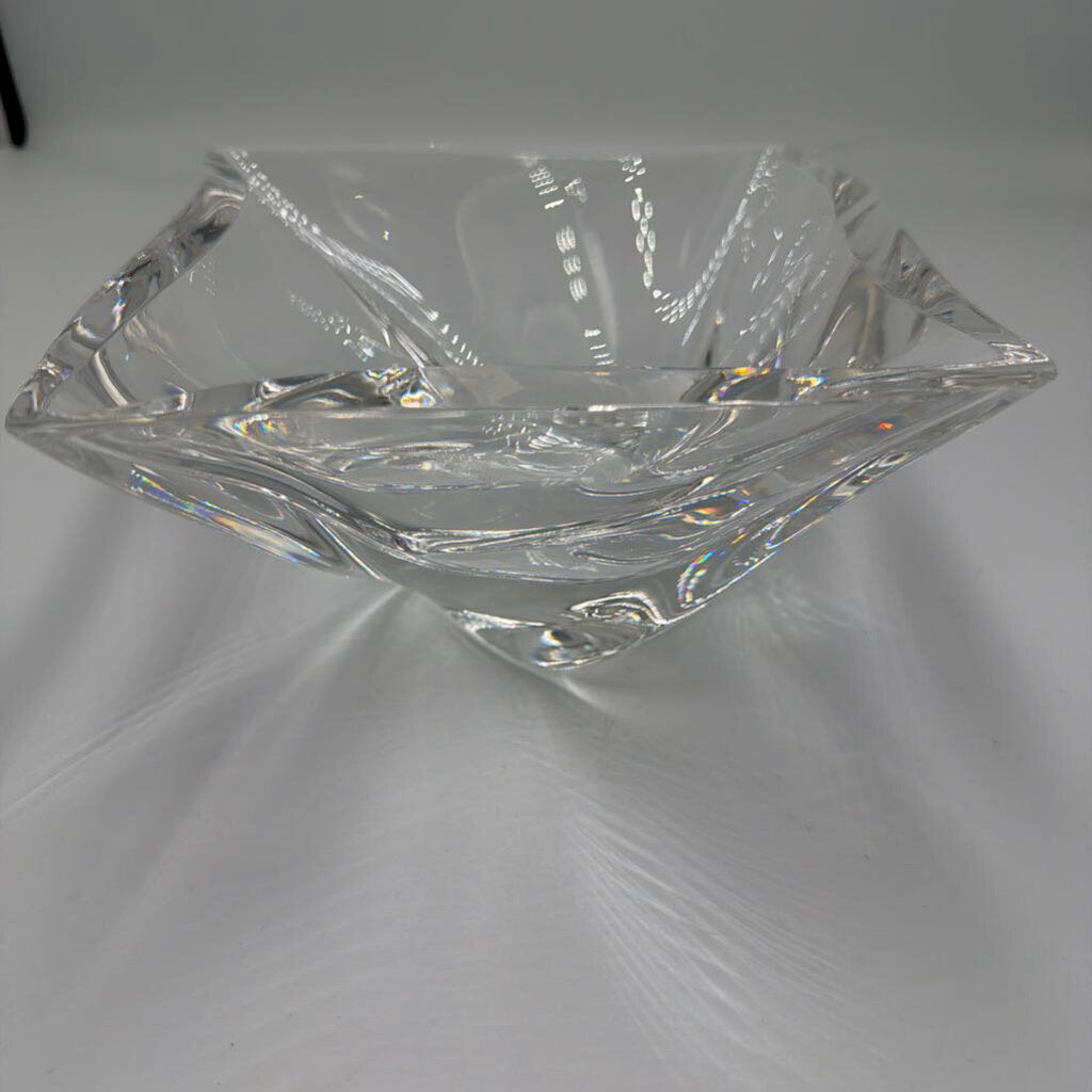 Kosta Boda Vtg Goran Warff Art Glass- 6.5X6.5X4- AS IS