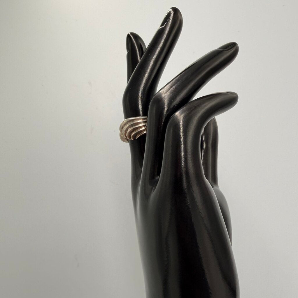 Sterling Silver Vintage Ribbed Bypass Ring Size 7.5
