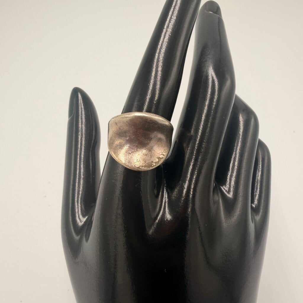 Vintage Silver Tone Abstract Concave Ring Size 9