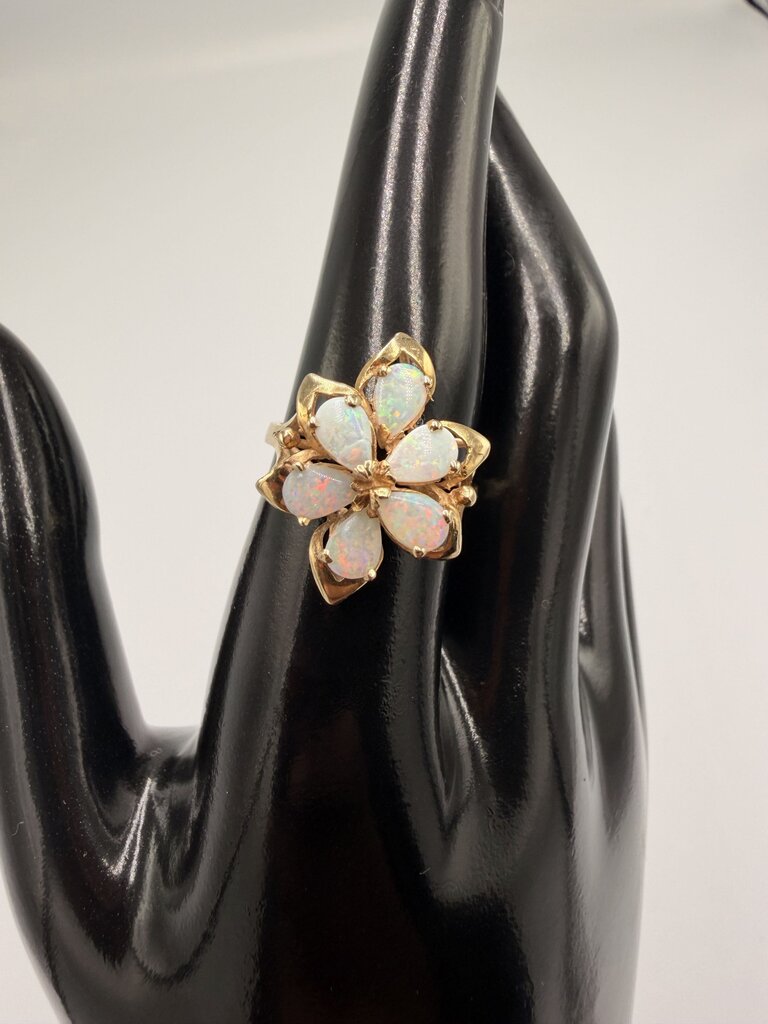 14k Gold Multi Opal Cluster Ring Size 7