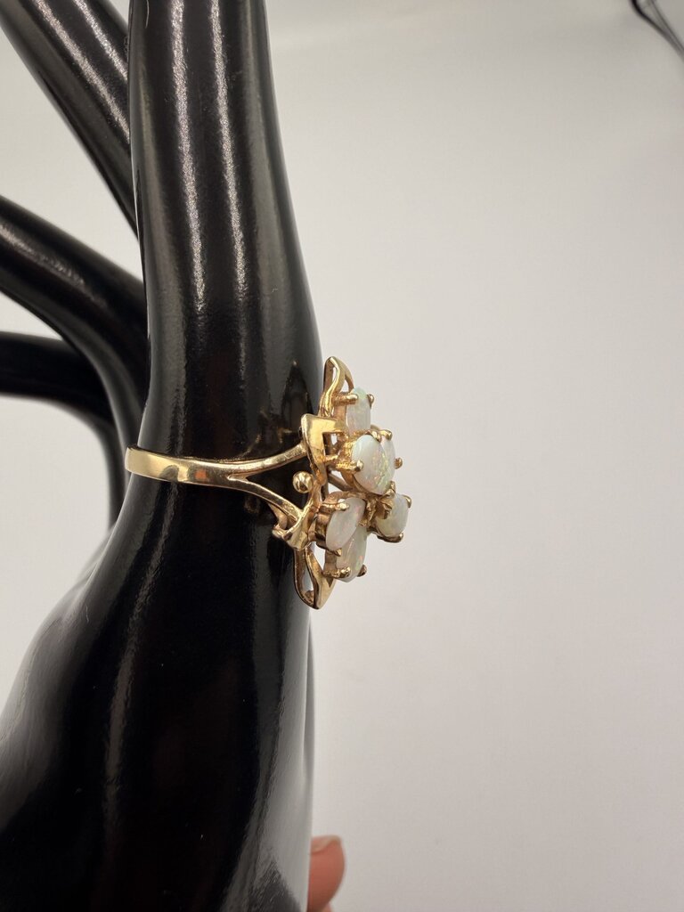 14k Gold Multi Opal Cluster Ring Size 7
