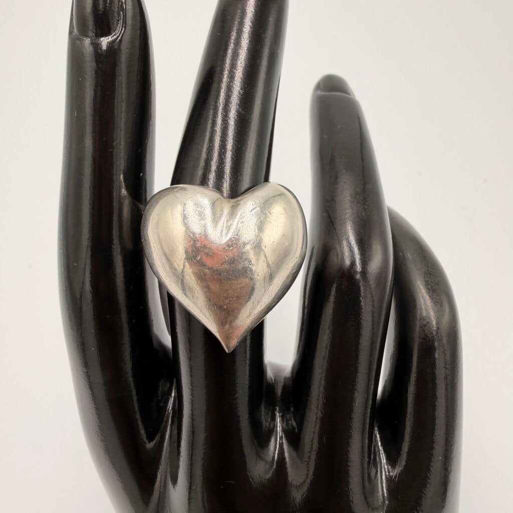 Vintage Sterling Silver Puffy Heart Cocktail Ring Size 6