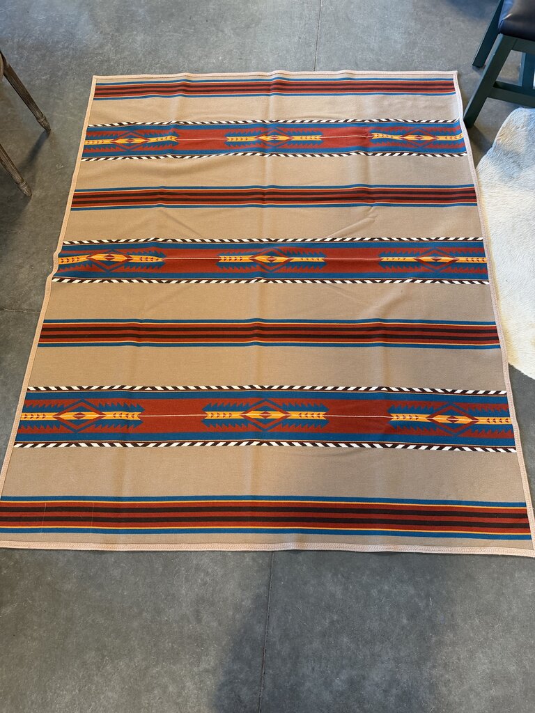Beaver State Pendleton SW Bulls Blanket-77X62- AS IS