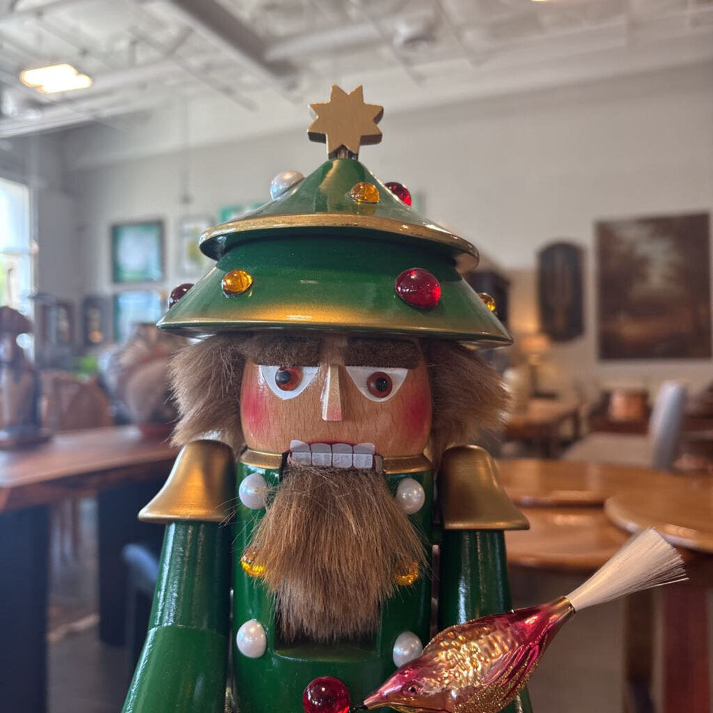 Steinbach Nutcracker Christmas Tree - 9.5X28X7.5