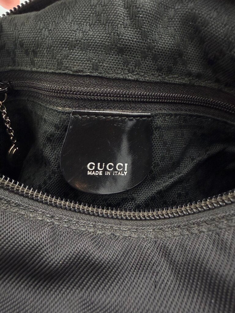 Authentic Vintage Gucci Tom Ford Era Tech Nylon Messenger Crossbody Bag - AS IS