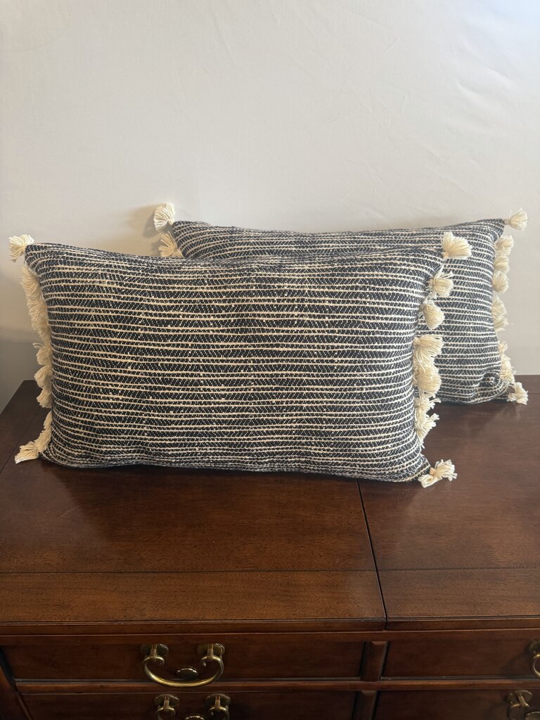 Cremieux Black & White Lumbar Pillow- 20X12