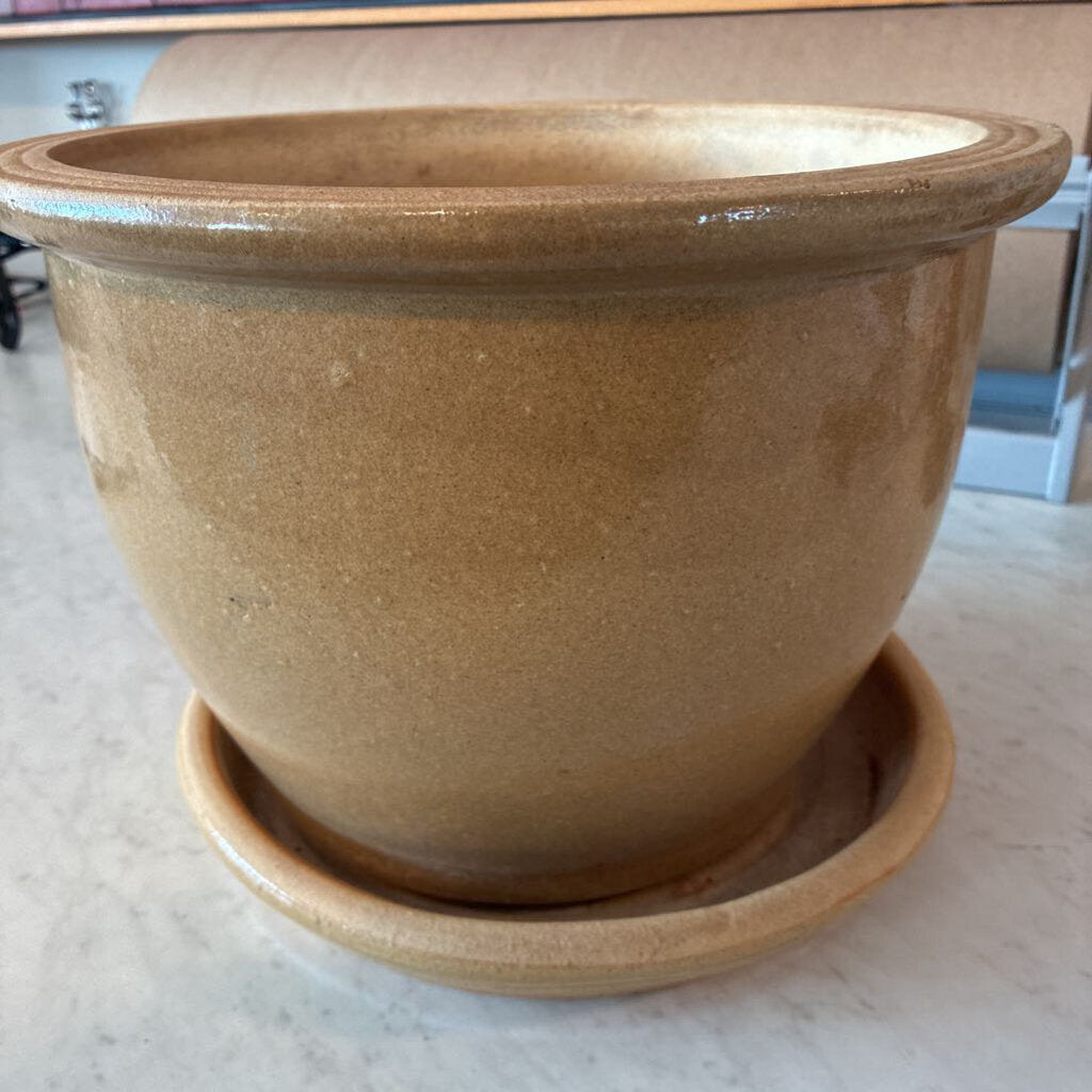 Tan Plant Pot W/ Saucer - 11X9H